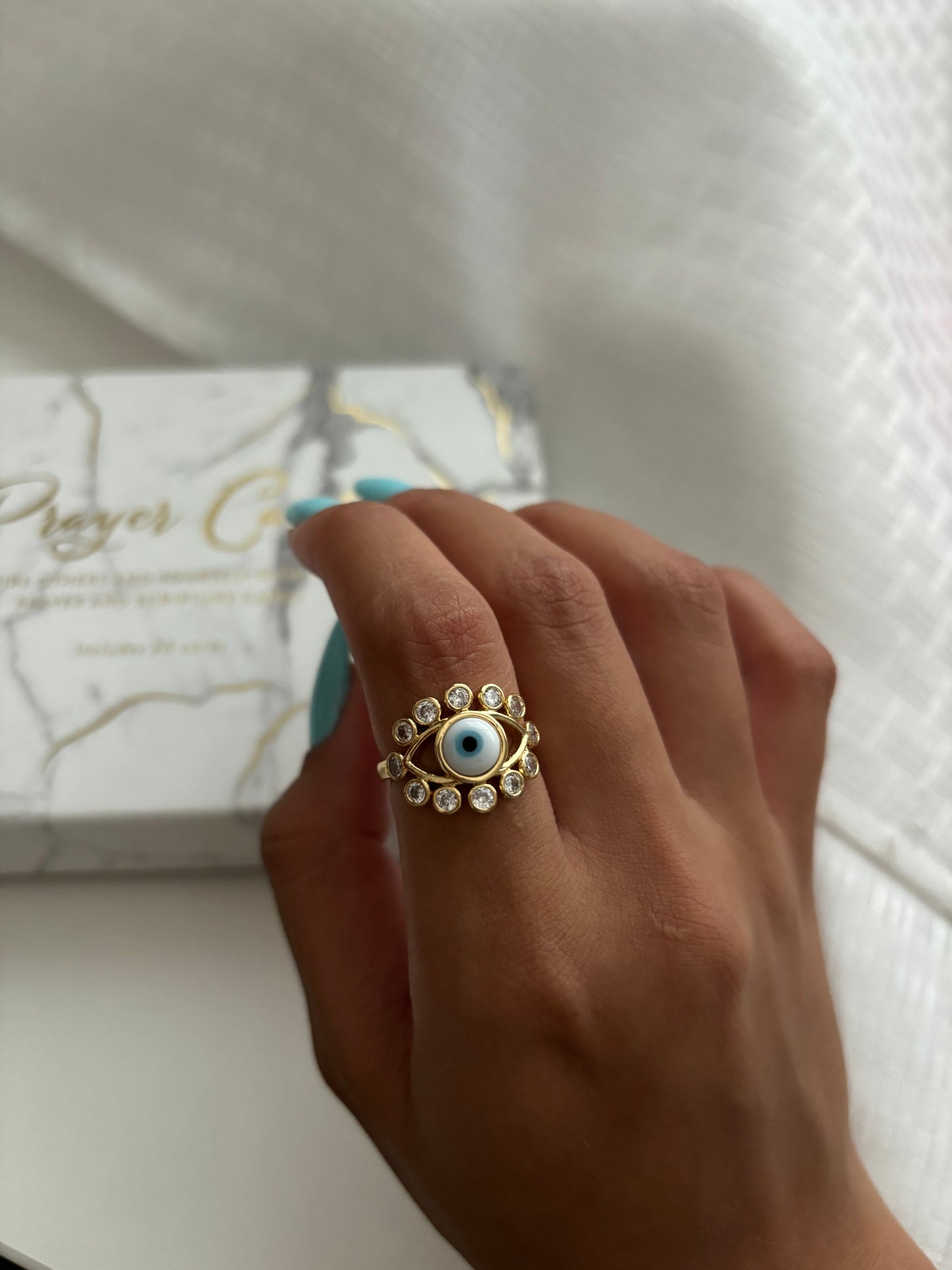 Protection eye ring
