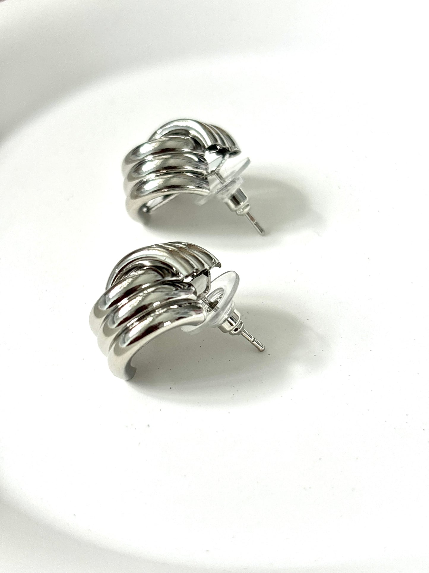 MÍA EARRINGS
