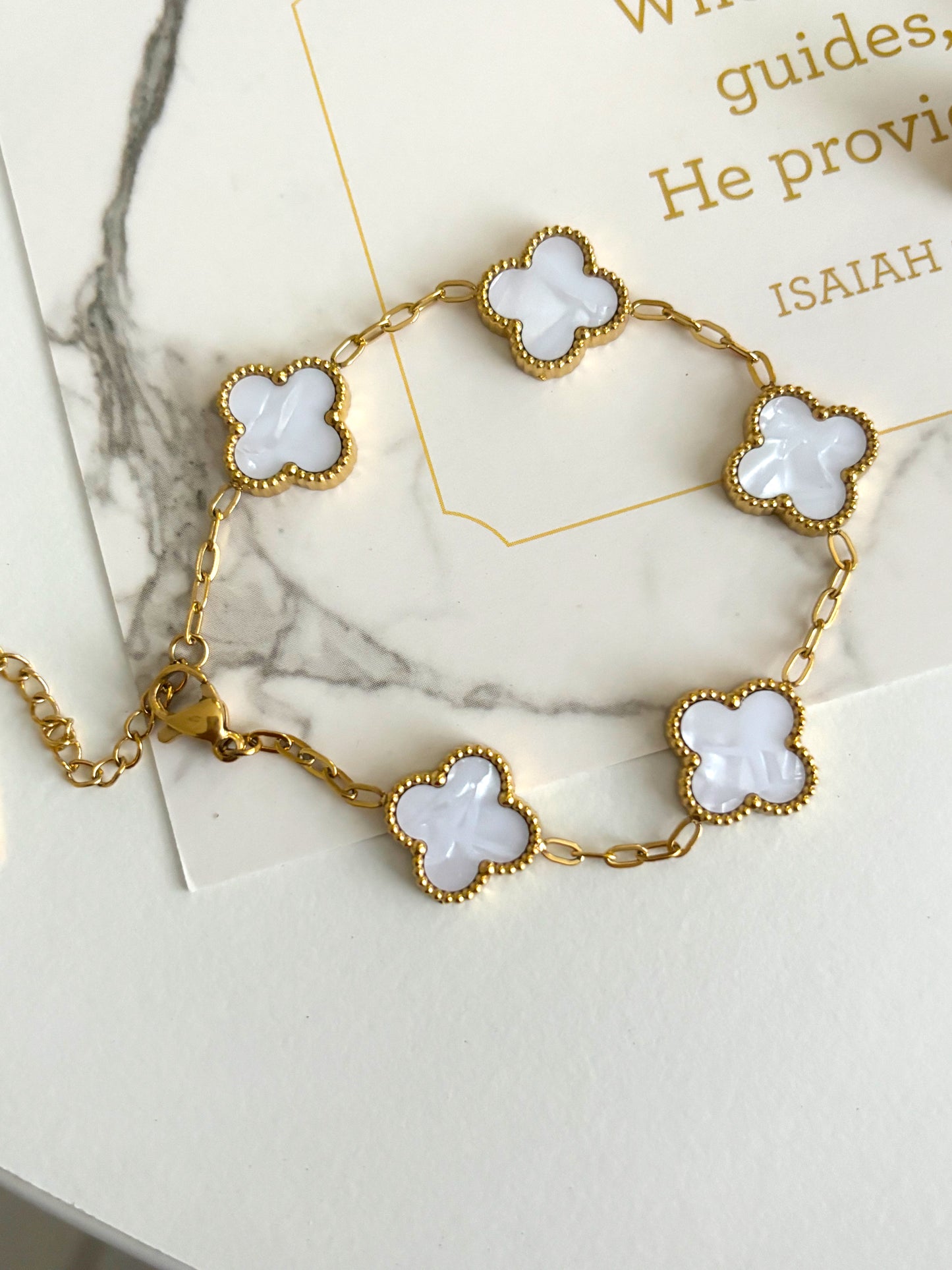 WHITE CLOVER BRACELET